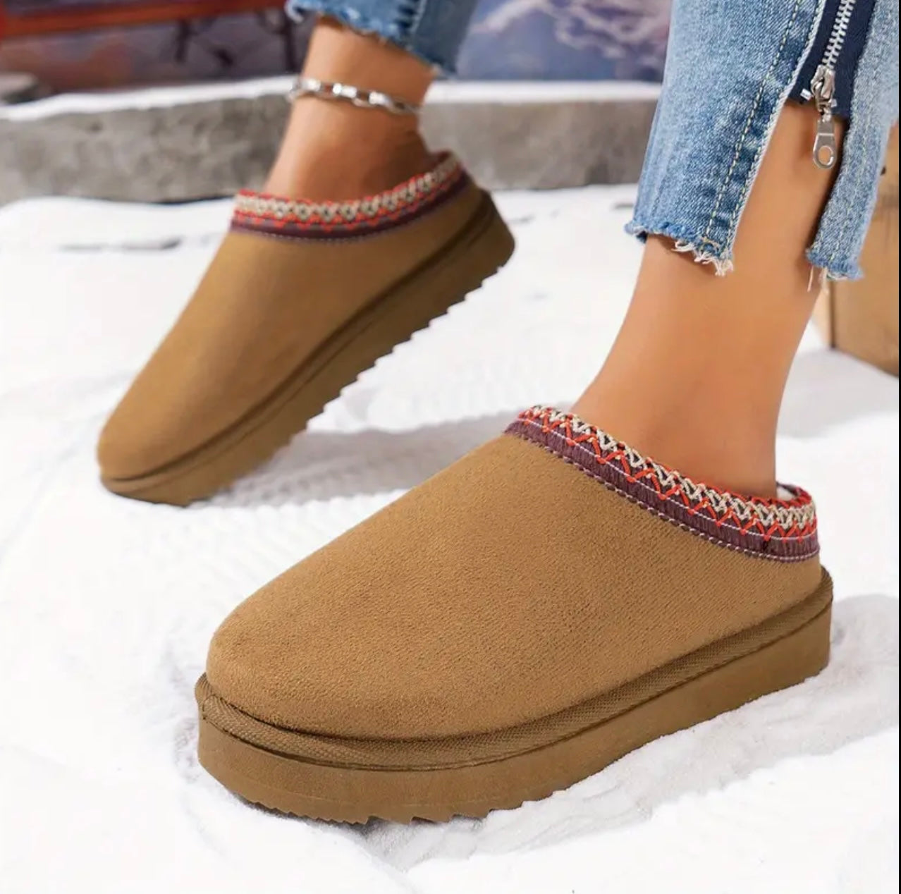 Women's Solid Color Short Boots, Casual Slip On Plush Lined Boots, Comfortable Winter Ankle Boots